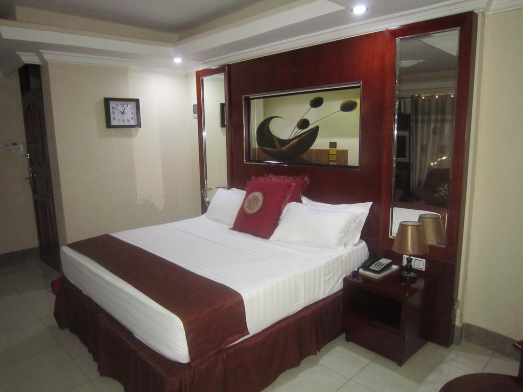 Donsuite Hotel Dar es Salaam Quarto foto