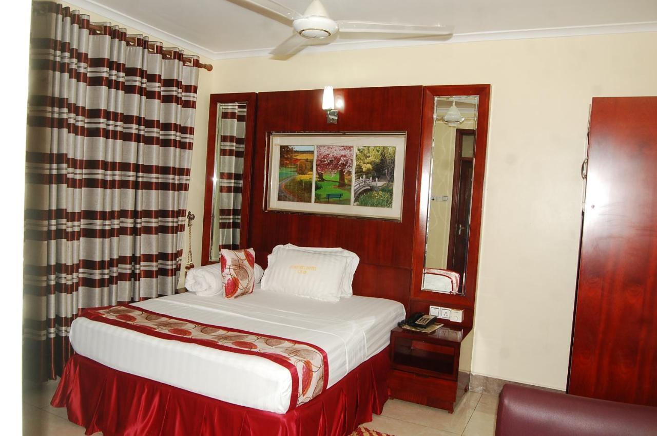 Donsuite Hotel Dar es Salaam Exterior foto